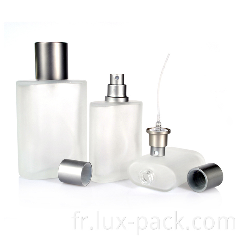 Bouteilles de parfum de verre en verre vide en gros vide personnalisé en verre rechargeable de 50 ml